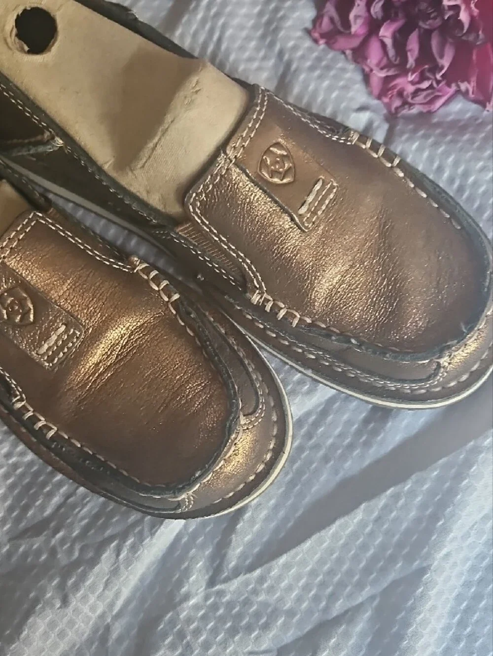Ariat Bronze Metallic Slip-On Moccasin Loafer Cruisers Womens Size 6